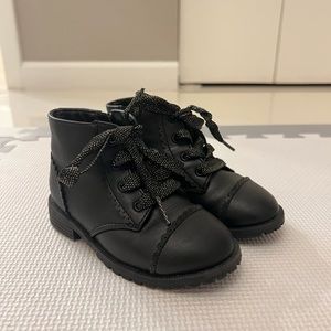Gap Toddler Lace up Boots- Black Size 8